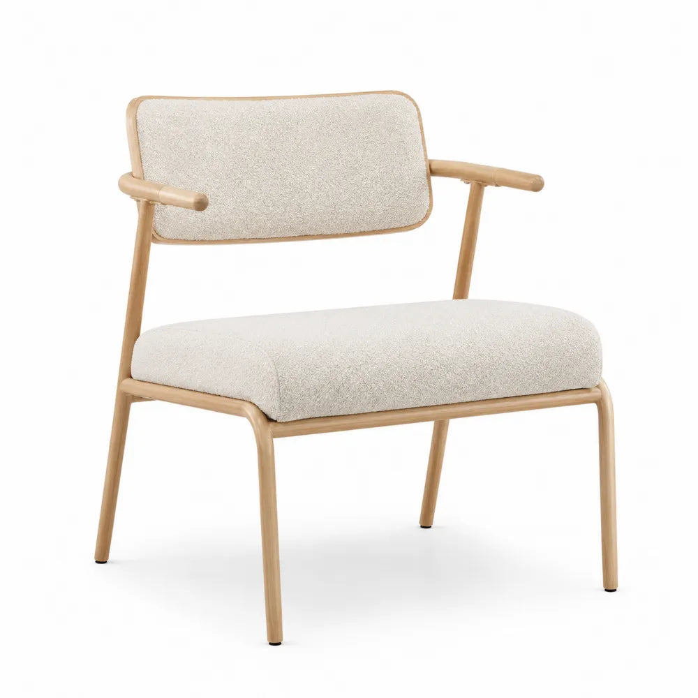 Silla de madera con tapizado de poliéster beige